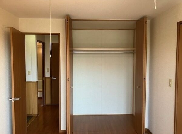 収納　図面と現状に相違がある場合には現状を優先