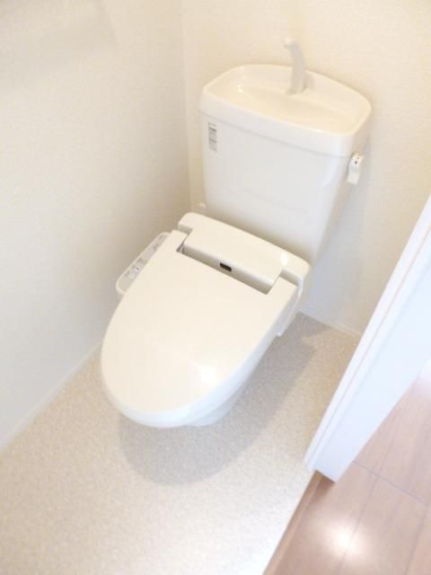 ヘリオス吉川美南 ウラノスのトイレ写真