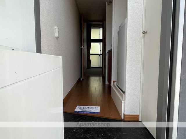 レオパレス向ヶ丘の玄関写真