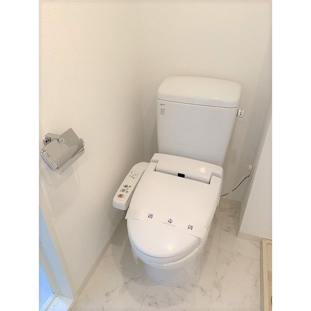 トイレ　参考写真