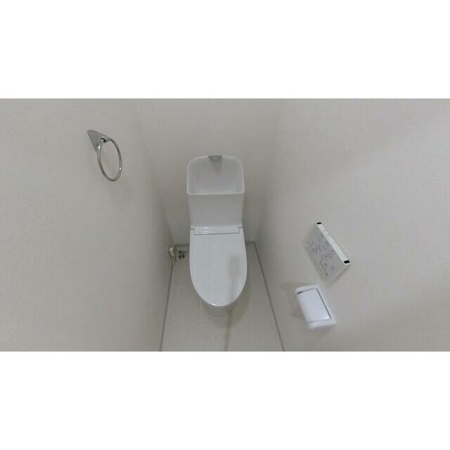トイレ　究極の個室でひとりだけのリラックスタイムを