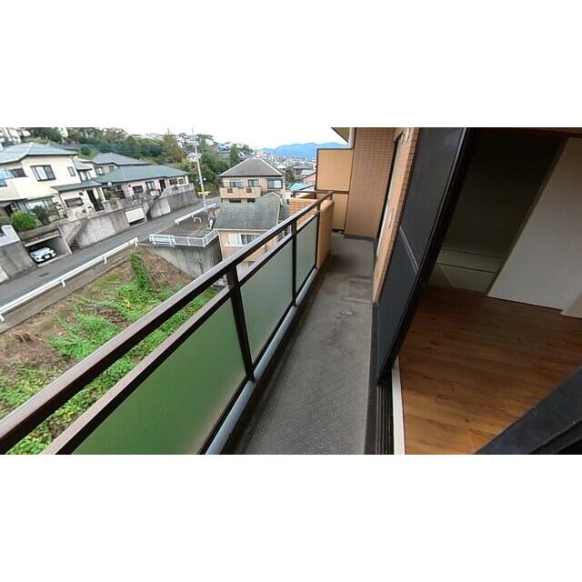 バルコニー　新鮮な空気だけでなく気持ちにゆとりを与えてくれるバルコニー