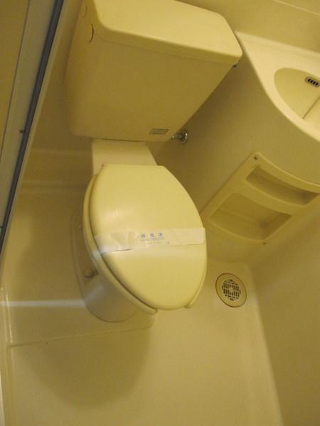 アワーズビルのトイレ写真