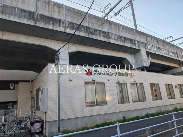 幼稚園・保育園　ブルゥミング保育園（幼稚園・保育園）まで518m