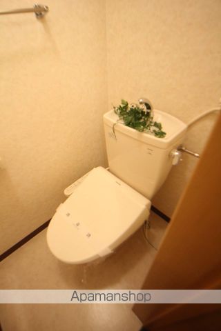 地下鉄南北線 北３４条駅 徒歩8分 3階建 築20年のトイレ写真