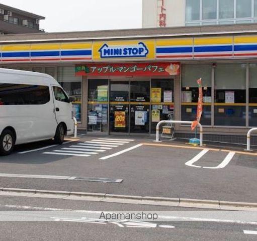 コンビニ　ミニストップ下丸子１丁目店（コンビニ）まで443m