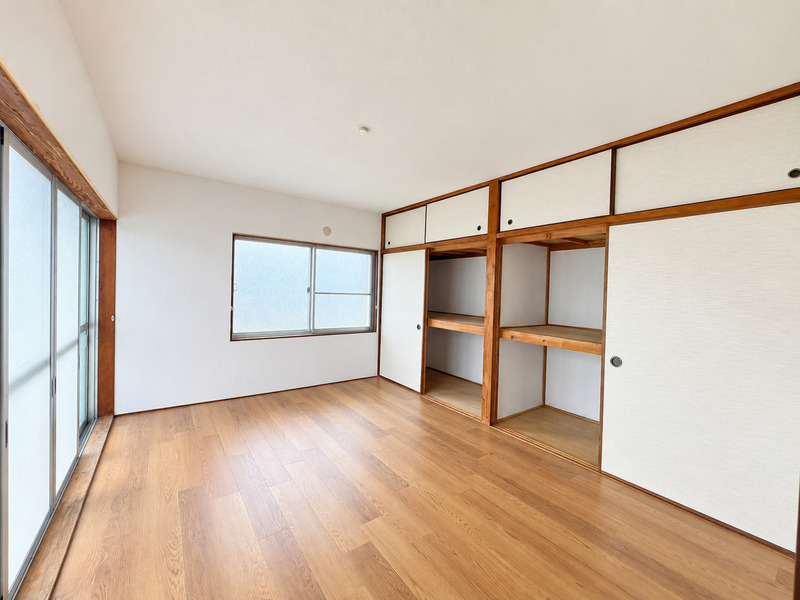 布引戸建の内装写真