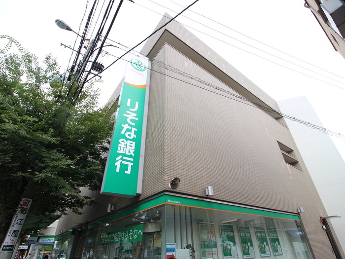 銀行　りそな銀行鶴橋支店（銀行）まで396m
