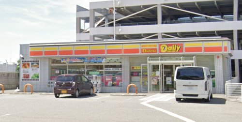 コンビニ　デイリーヤマザキ 長田浪松町店（コンビニ）まで614m