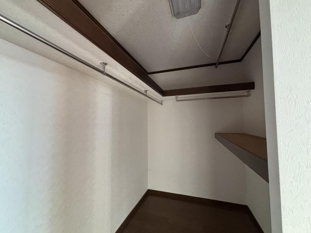 泉滝尻3丁目貸家の内装写真