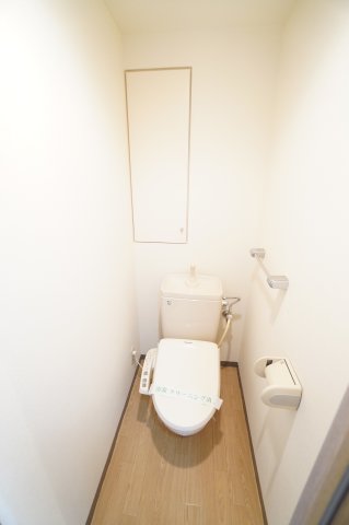 トイレ　※同物件・同タイプの写真です。