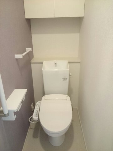 トイレ　ゆったりとした空間のトイレです