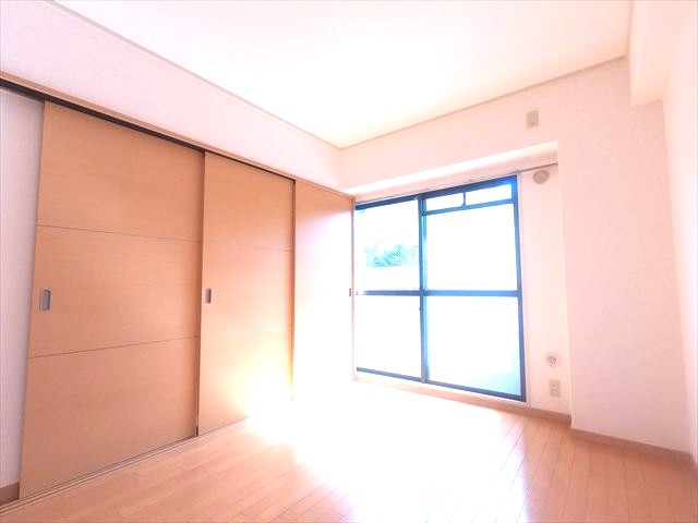 その他部屋・スペース　洋室南側