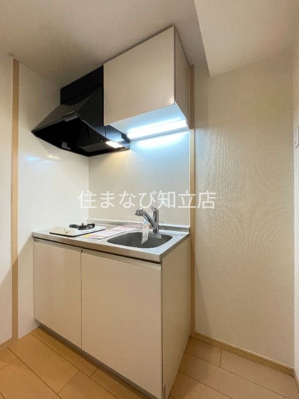 キッチン　同型別部屋写真