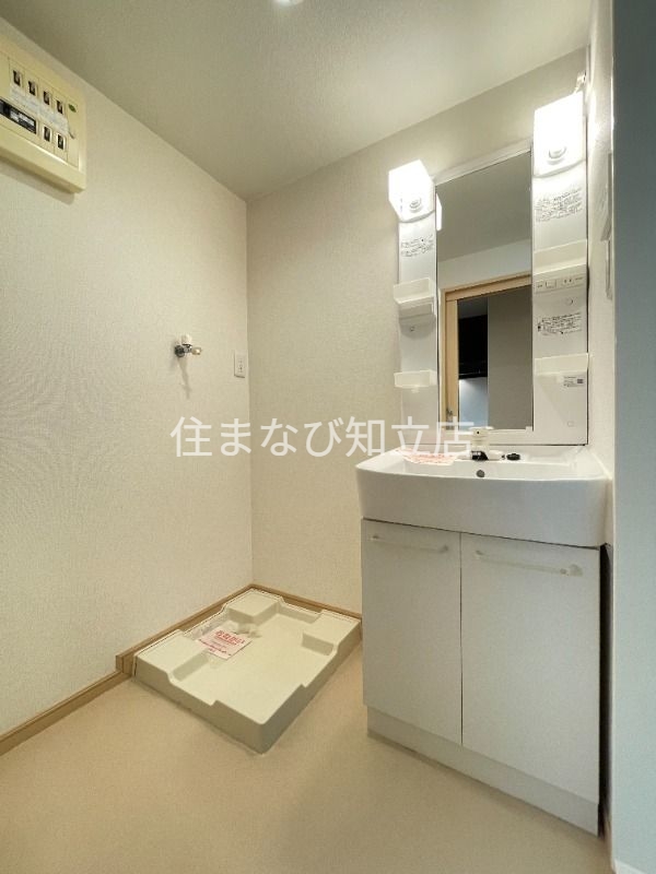 洗面設備　同型別部屋写真