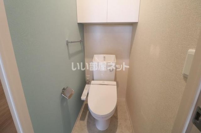 北陸新幹線 上越妙高駅 徒歩3分 3階建 築7年のトイレ写真