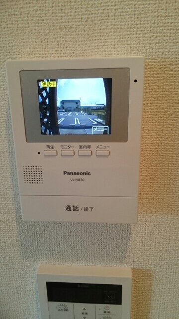 セキュリティ　モニター付きインターホン
