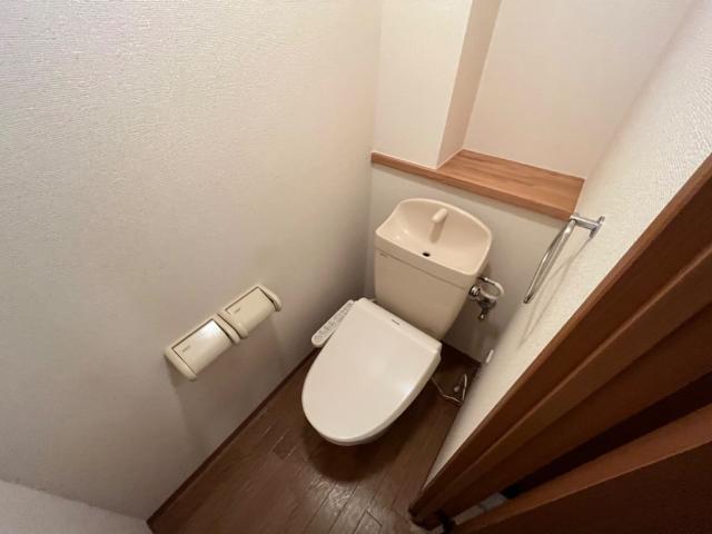 地下鉄東山線 高畑駅 徒歩7分 2階建 築25年のトイレ写真