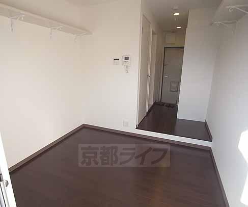 ヴェール西京極の居間写真