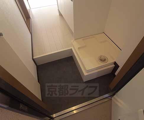 ヴェール西京極の玄関写真