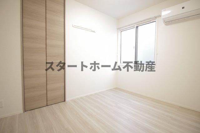 その他部屋・スペース　落ち着いて過ごせるお部屋なので、寝室にいかがでしょうか