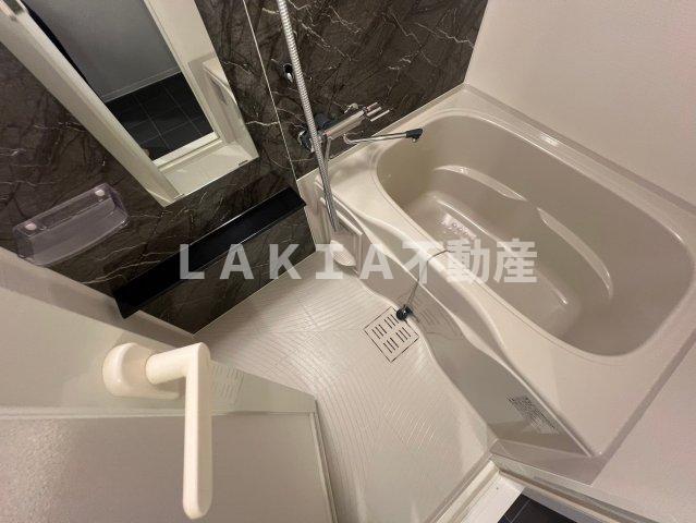 ライフフィールドなにわ本町RUELLEの風呂写真