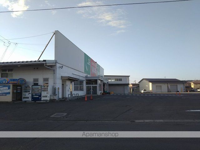 スーパー　鮮ど太助市（スーパー）まで1000m