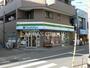 コンビニ　ファミリーマート田園調布本町店（コンビニ）まで93m