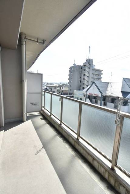 バルコニー　※お写真は同じ間取の別号室の物です。