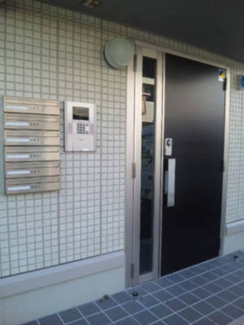 ＪＲ宇都宮線 宇都宮駅 バス乗車時間：18分 最寄りバス停で下車 徒歩3分 3階建 築16年の外観写真