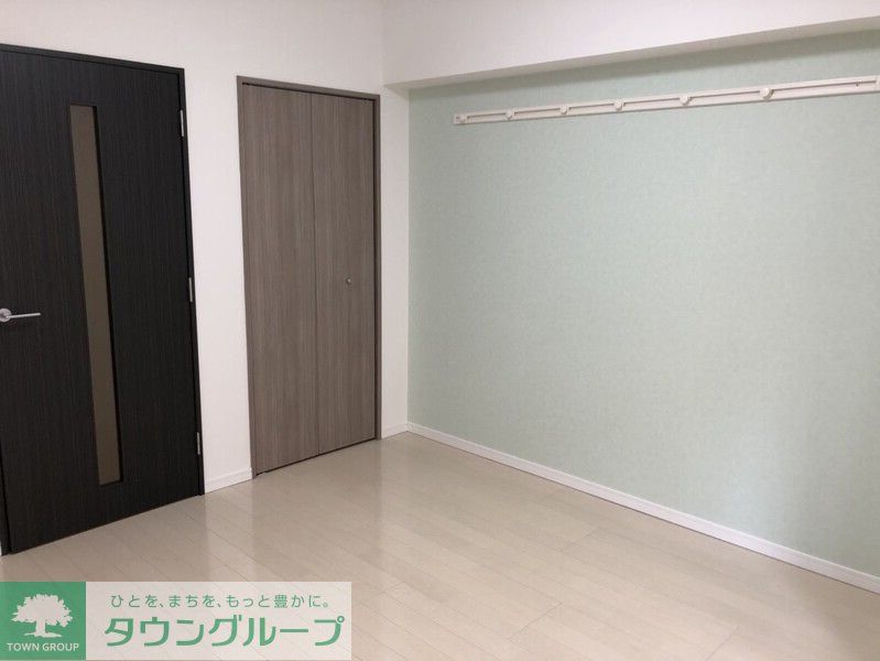 居室・リビング　※別号室参考写真
