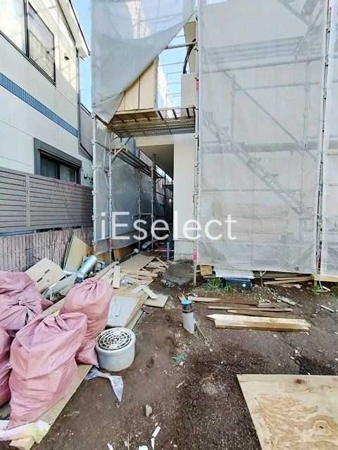 エントランス　建物入り口部分です