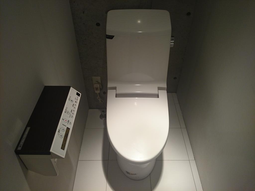 トイレ　温水洗浄便座も完備！！！