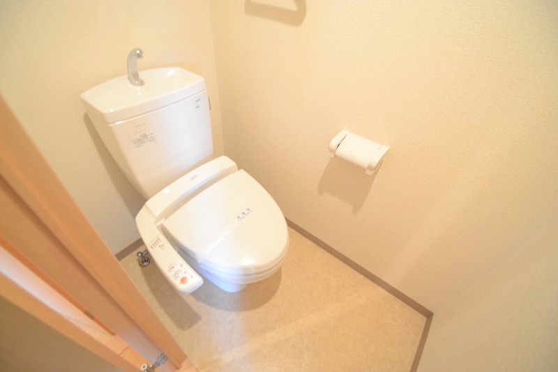 ＪＲ宇野線 大元駅 徒歩20分 9階建 築19年のトイレ写真