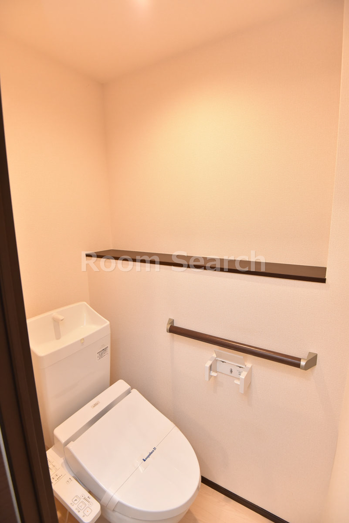 トイレ　温水洗浄便座