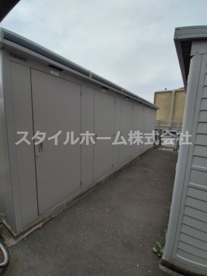 その他　各戸専用物置です。