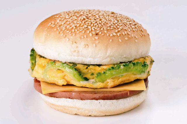 飲食店　ジェフ　豊見城店（飲食店）まで2140m