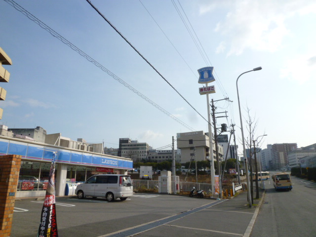コンビニ　ローソン箕面西宿2丁目店（コンビニ）まで639m