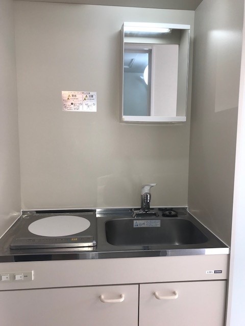 キッチン　IHコンロ　同タイプ　他のお部屋の写真になります。