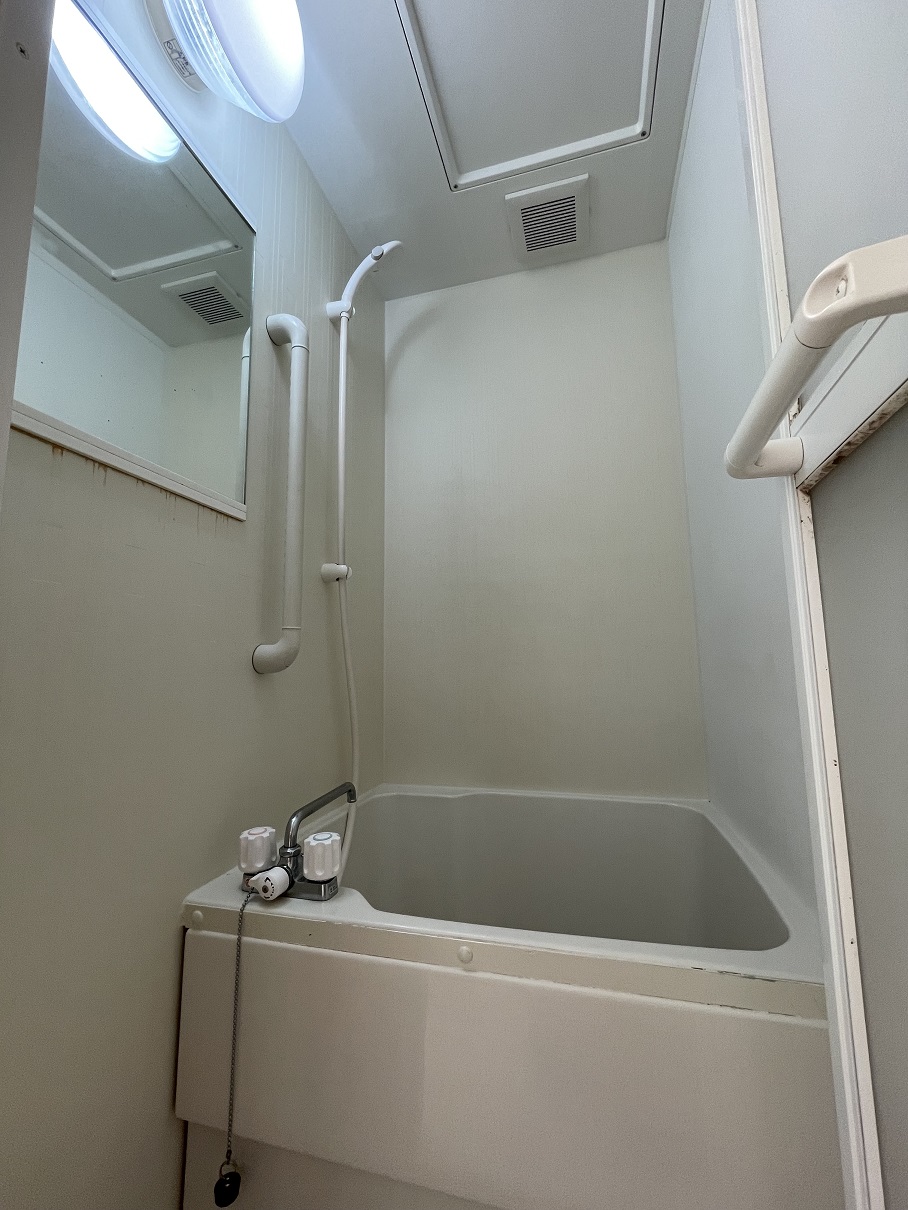 バス・シャワールーム　同タイプ　他のお部屋の写真になります。