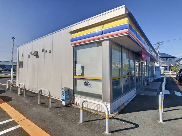 コンビニ　ミニストップ（コンビニ）まで583m