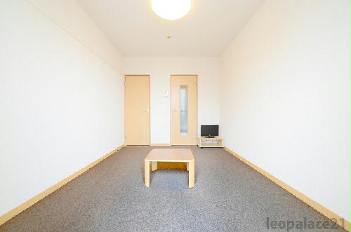 居室・リビング　同シリーズの類似となります。現況を優先致します。