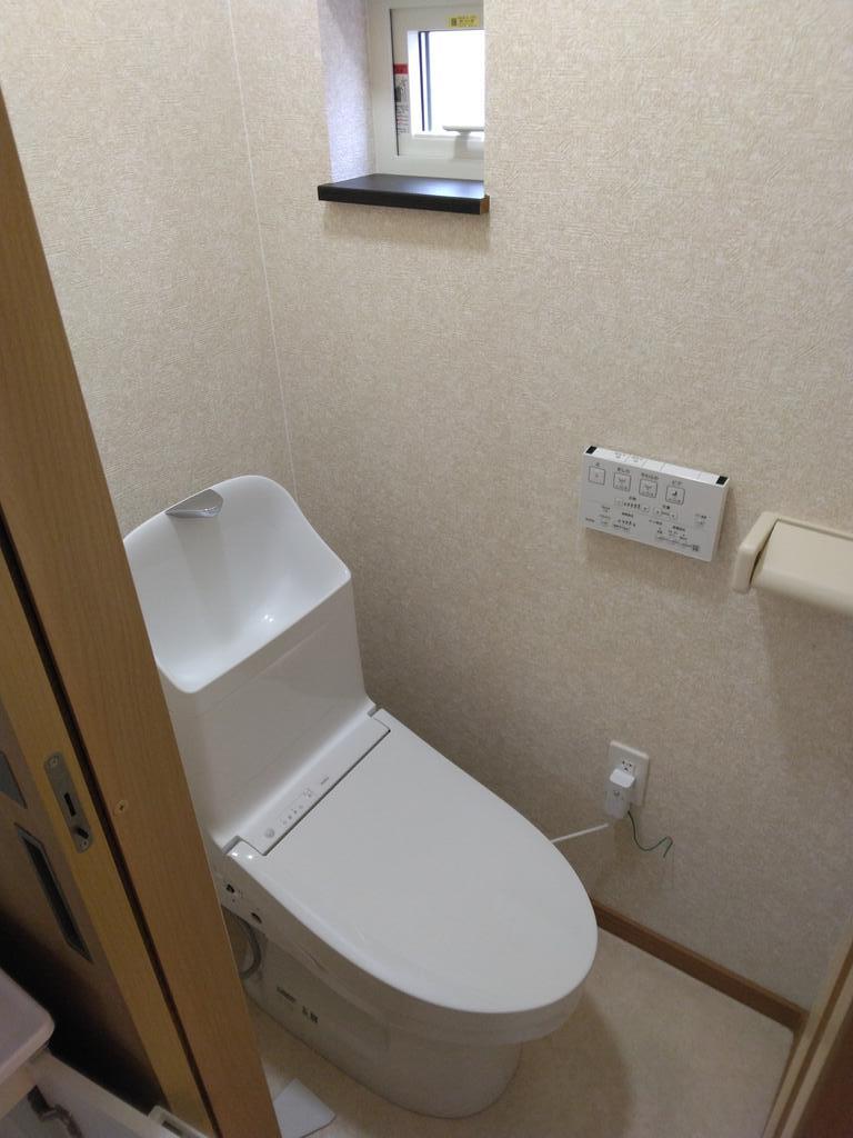 白老日の出テラスハウスのトイレ写真