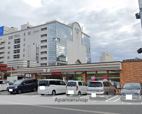 コンビニ　セブンイレブン（コンビニ）まで621m