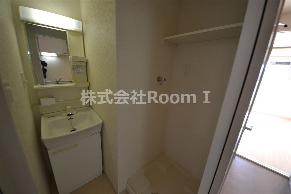 洗面設備　忙しい朝には欠かせない洗面所です