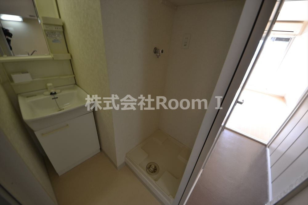 その他設備　室内洗濯機置き場です