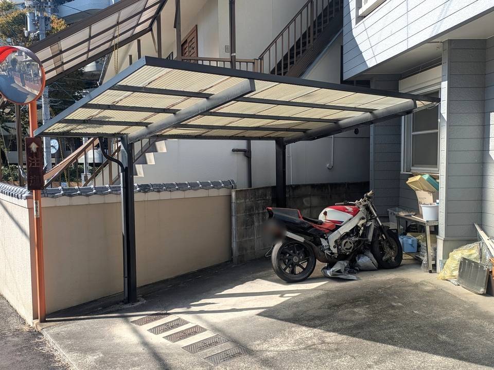 駐車場　駐輪場