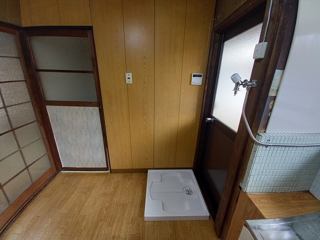 その他　洗濯機置き場