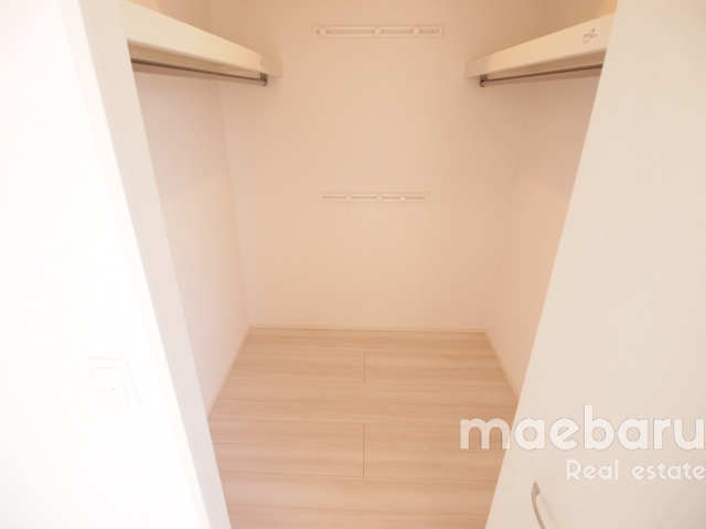 収納　ウォークインクローゼット