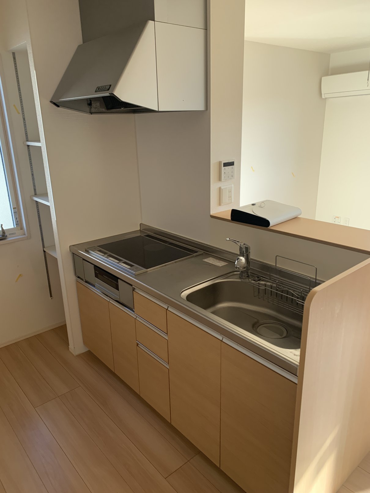 キッチン　ＩＨクッキングヒーター付のシステムキッチン